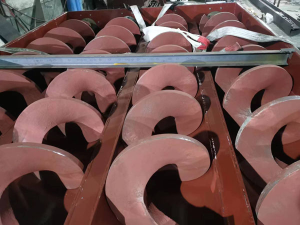 ���������ݔ�͙C